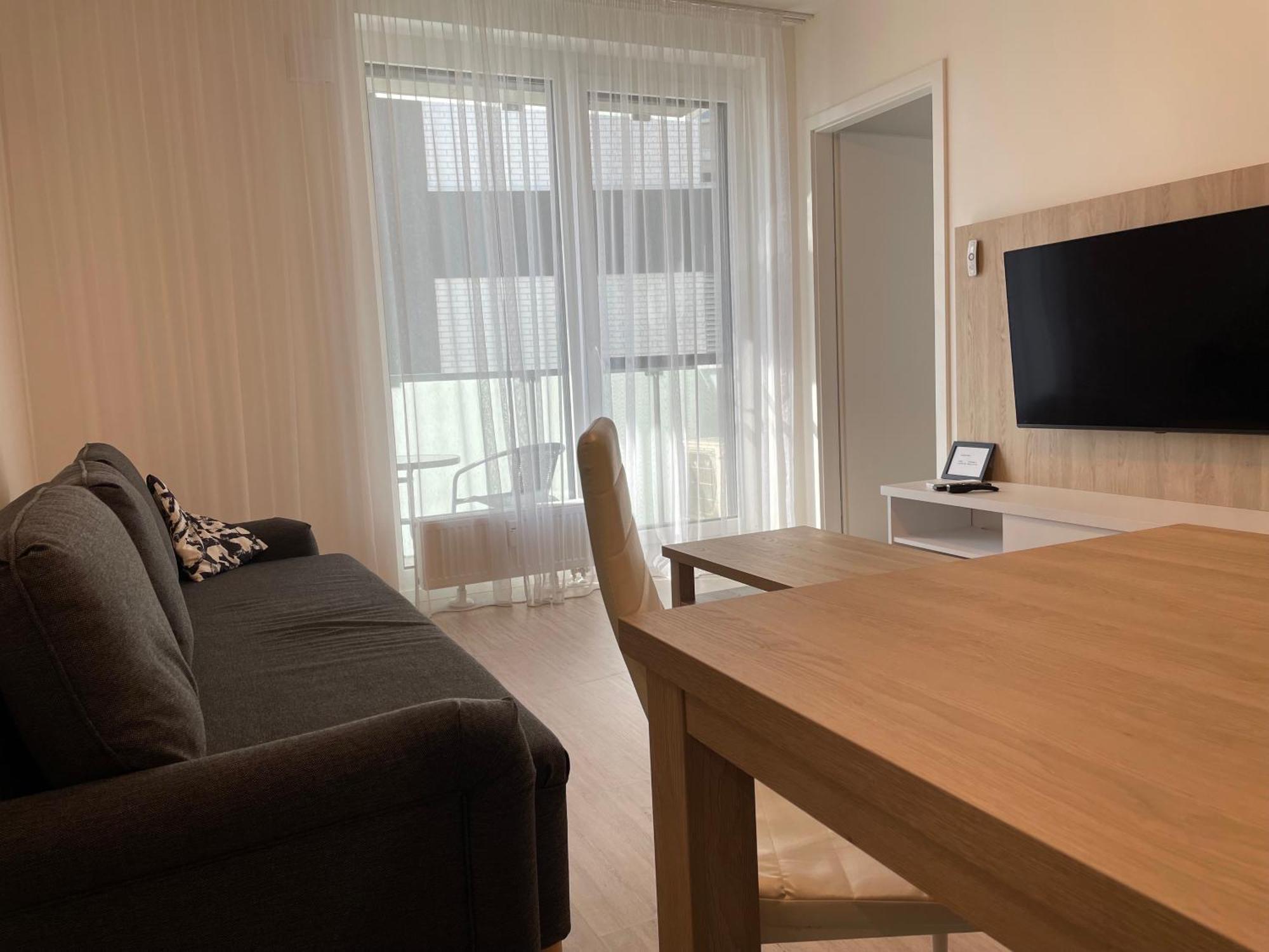 Central Stay Bratislava Dış mekan fotoğraf